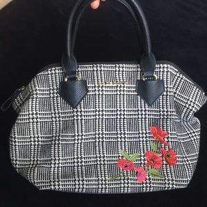 Liz Claiborne Black and White Embroidered Flowers Shoulder Bag